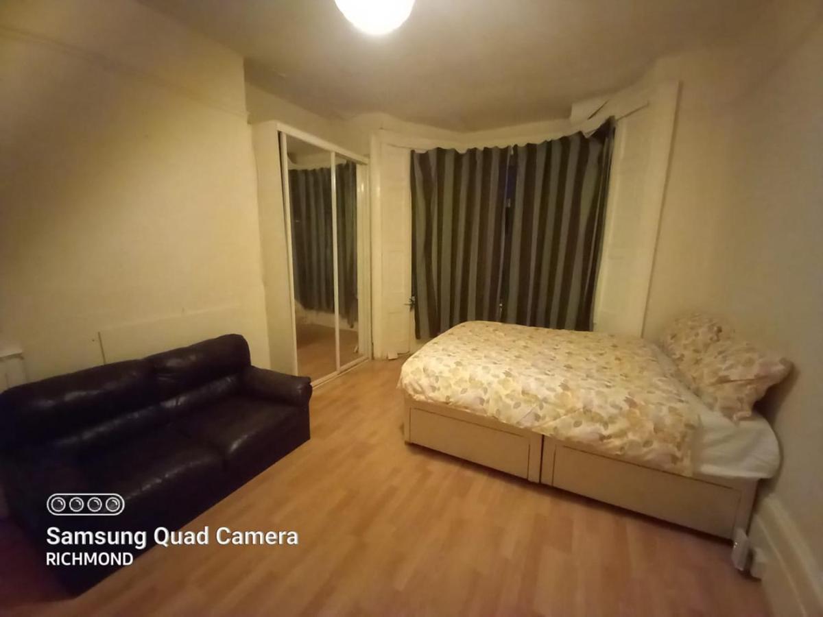 Elmdene Road - Large Room Лондон Экстерьер фото